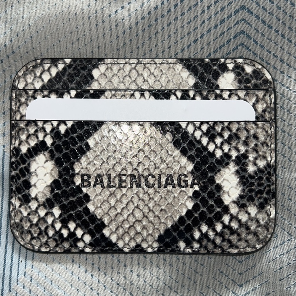 COPY - Balenciaga Mens Snake Skin Design Leather Credit Card Holder - Picture 2 of 3